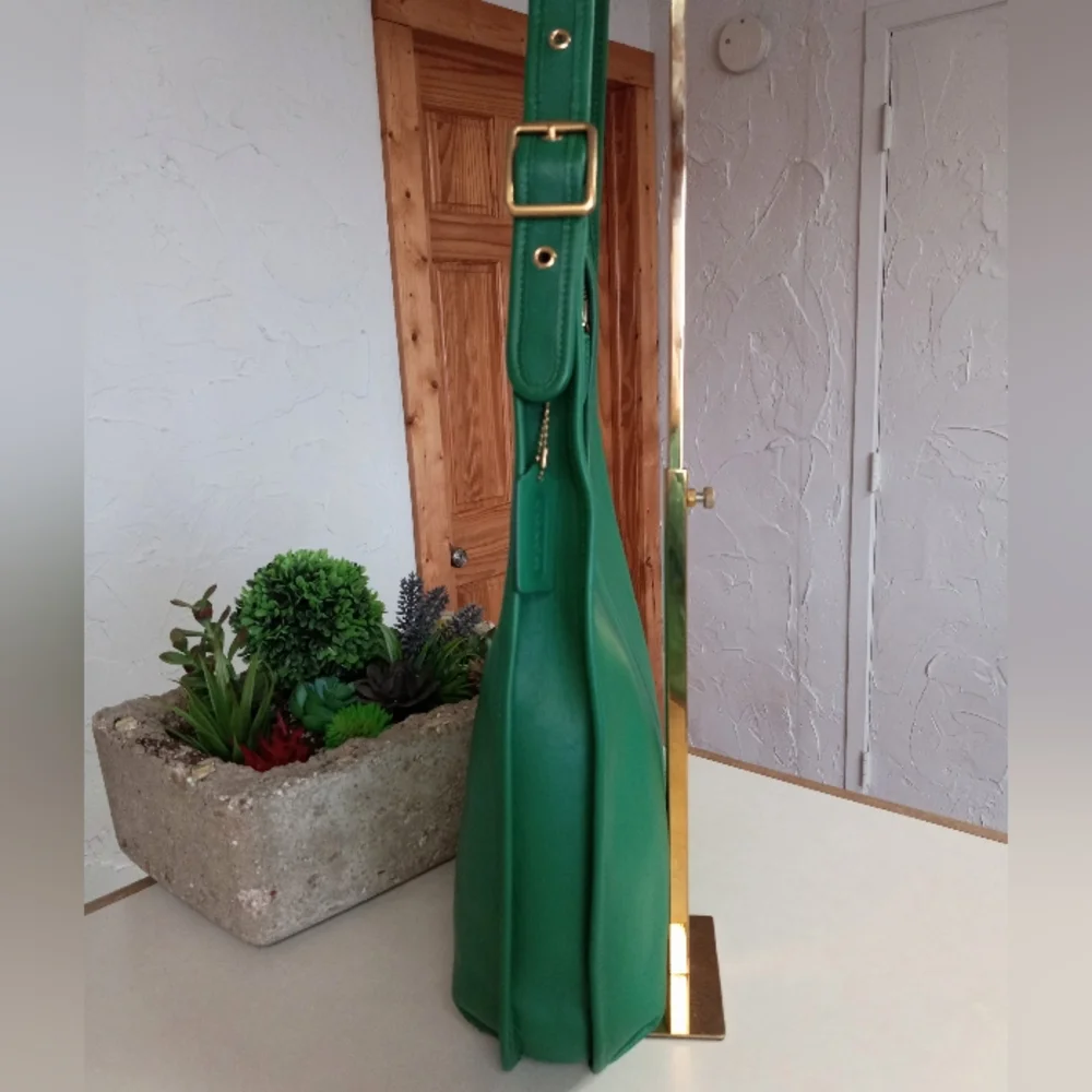Coach: The Coach Originals Ergo Shoulder Bag 33, Green - Picture 8 of 16
